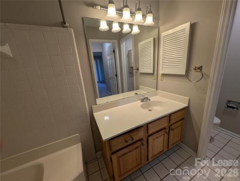 5001 Sharon Road Charlotte NC 28210