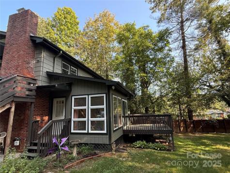 200 Daniel Drive Hendersonville NC 28739