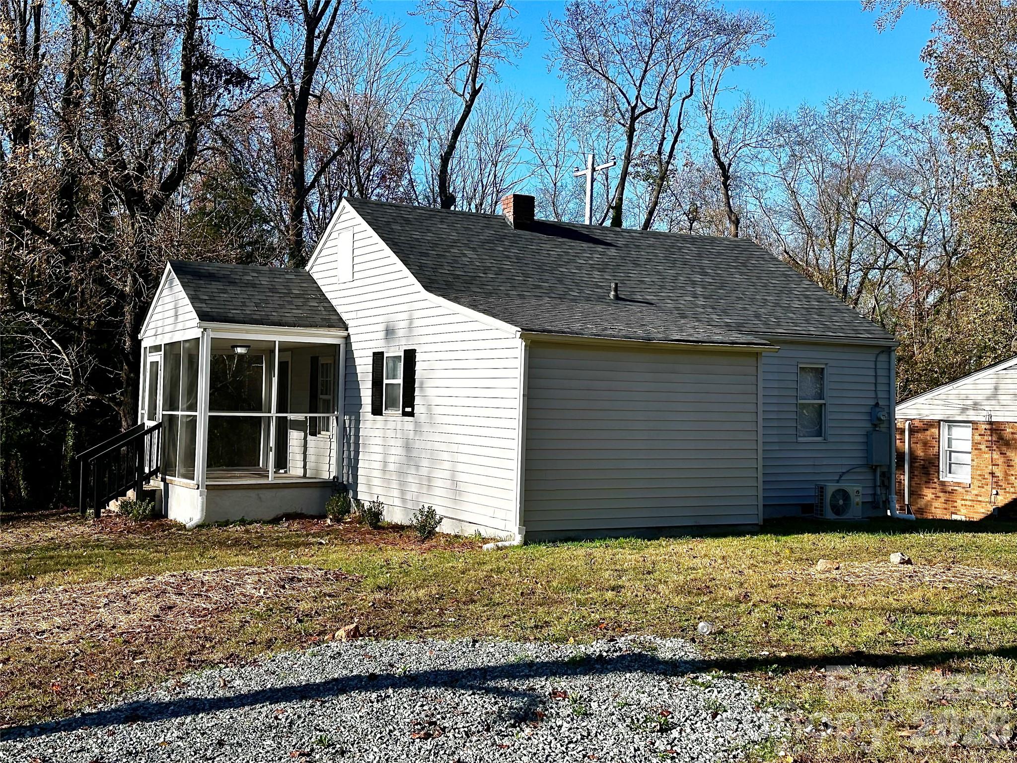 103 Snider Avenue Lexington NC 27292