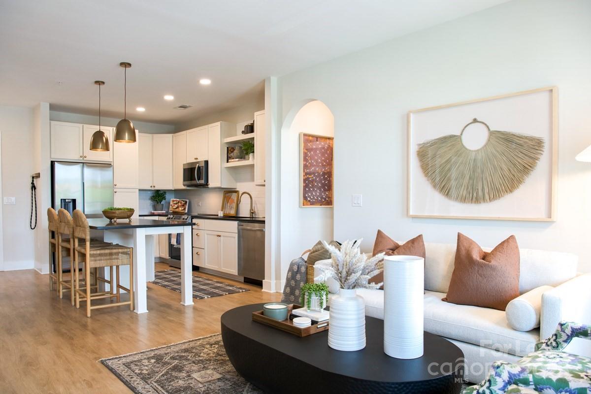 6010 Jasmine Lane Charlotte NC 28262