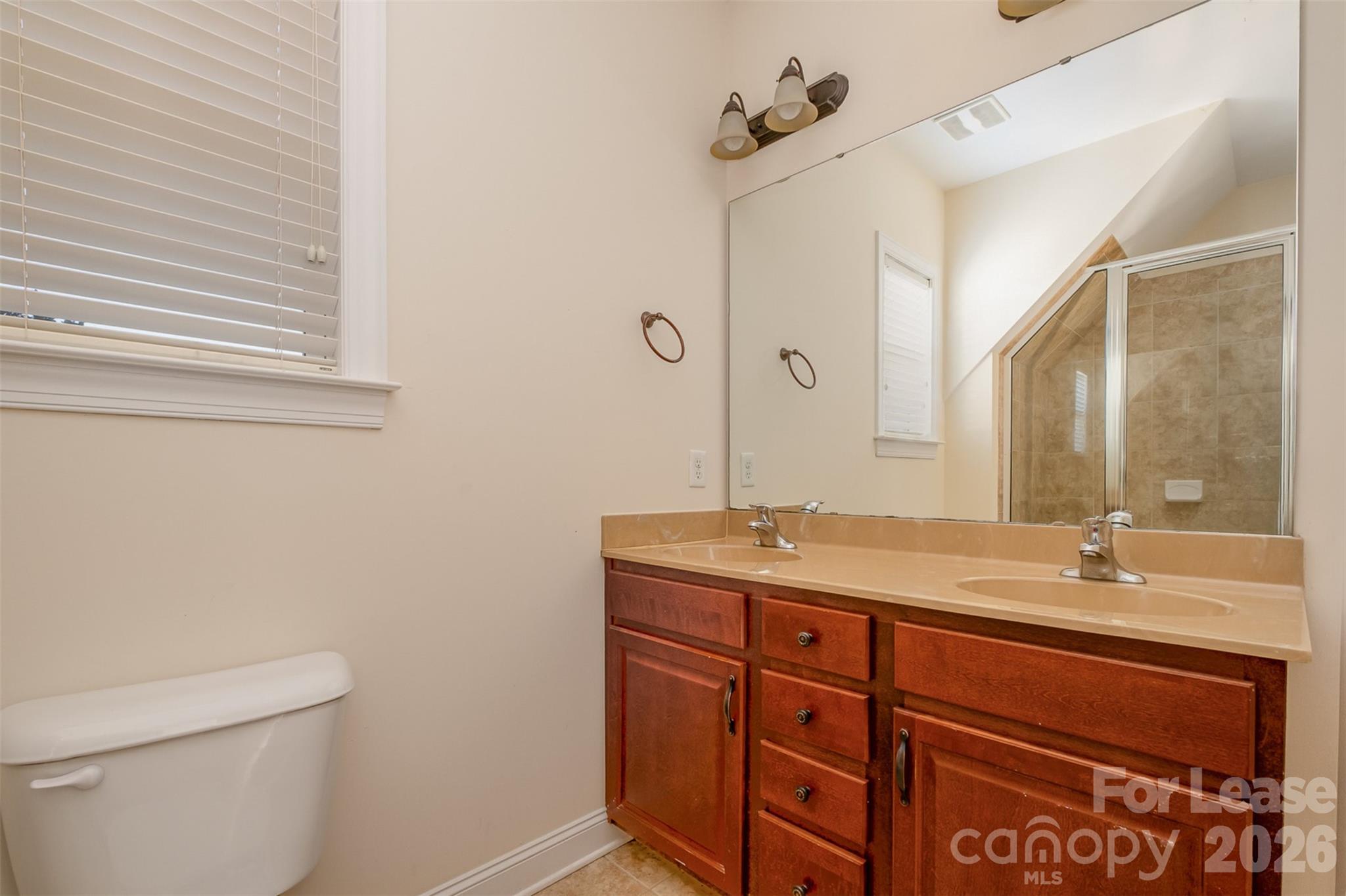 319 Woodvale Place Charlotte NC 28208