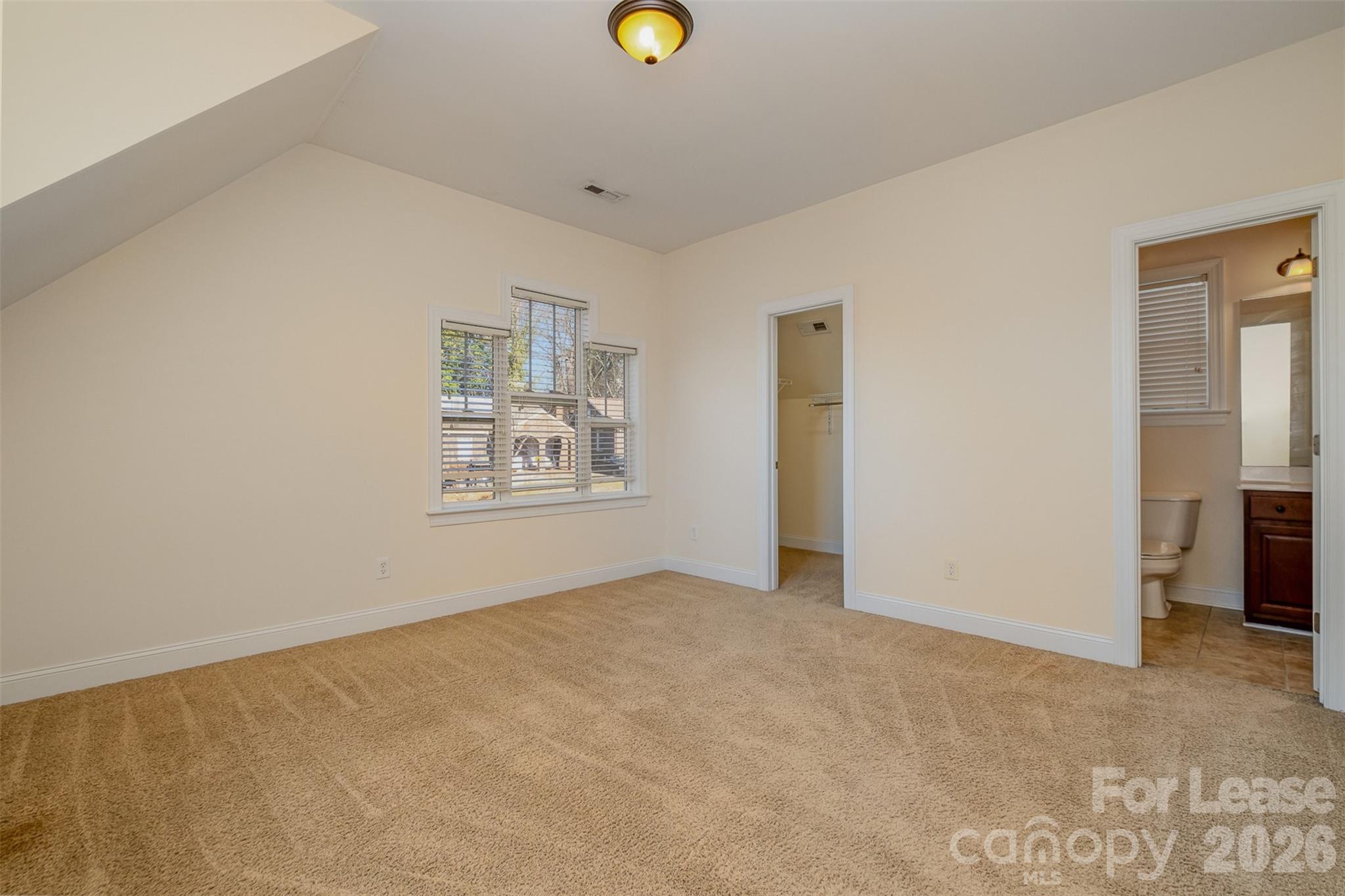 319 Woodvale Place Charlotte NC 28208