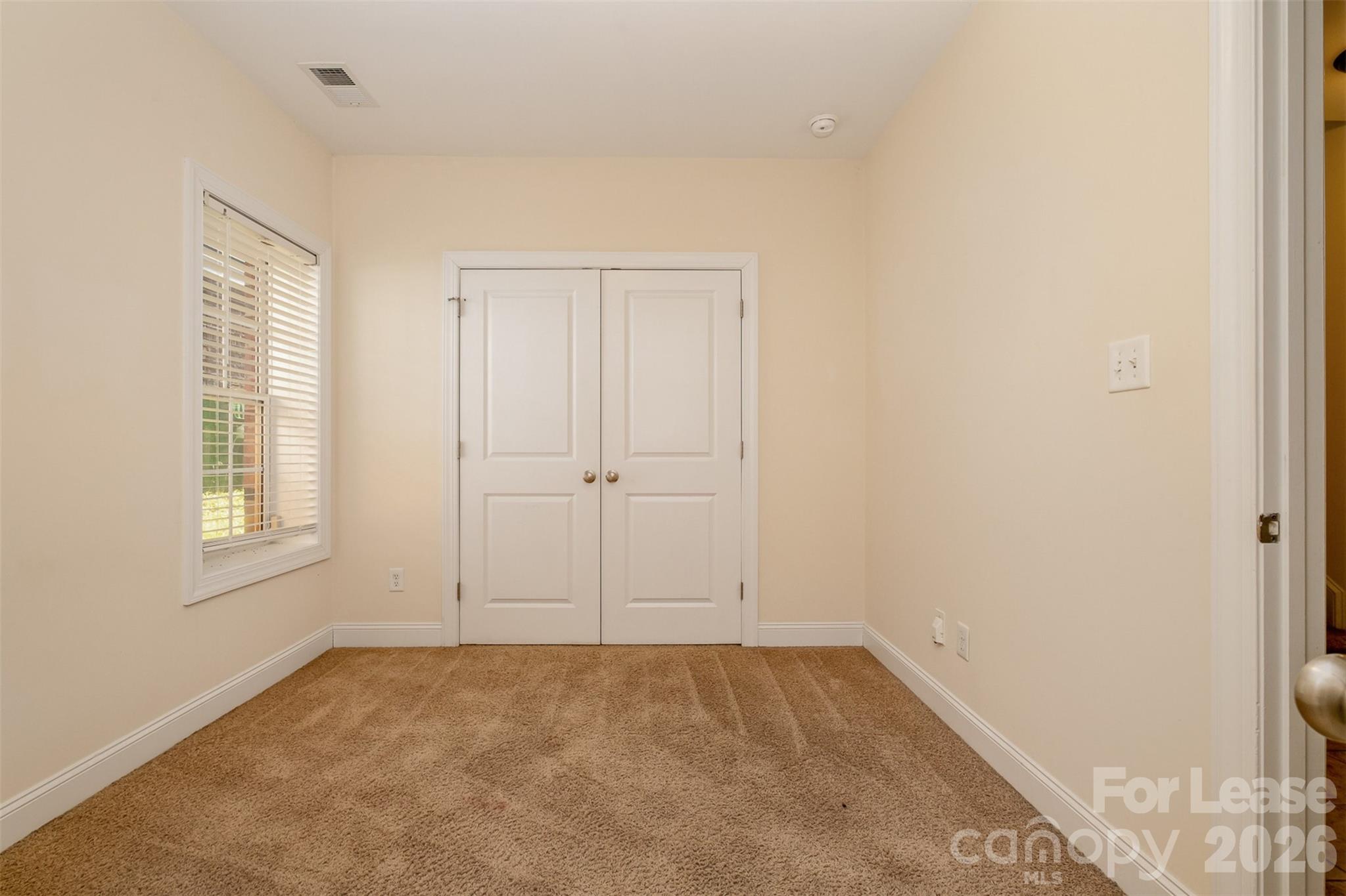 319 Woodvale Place Charlotte NC 28208