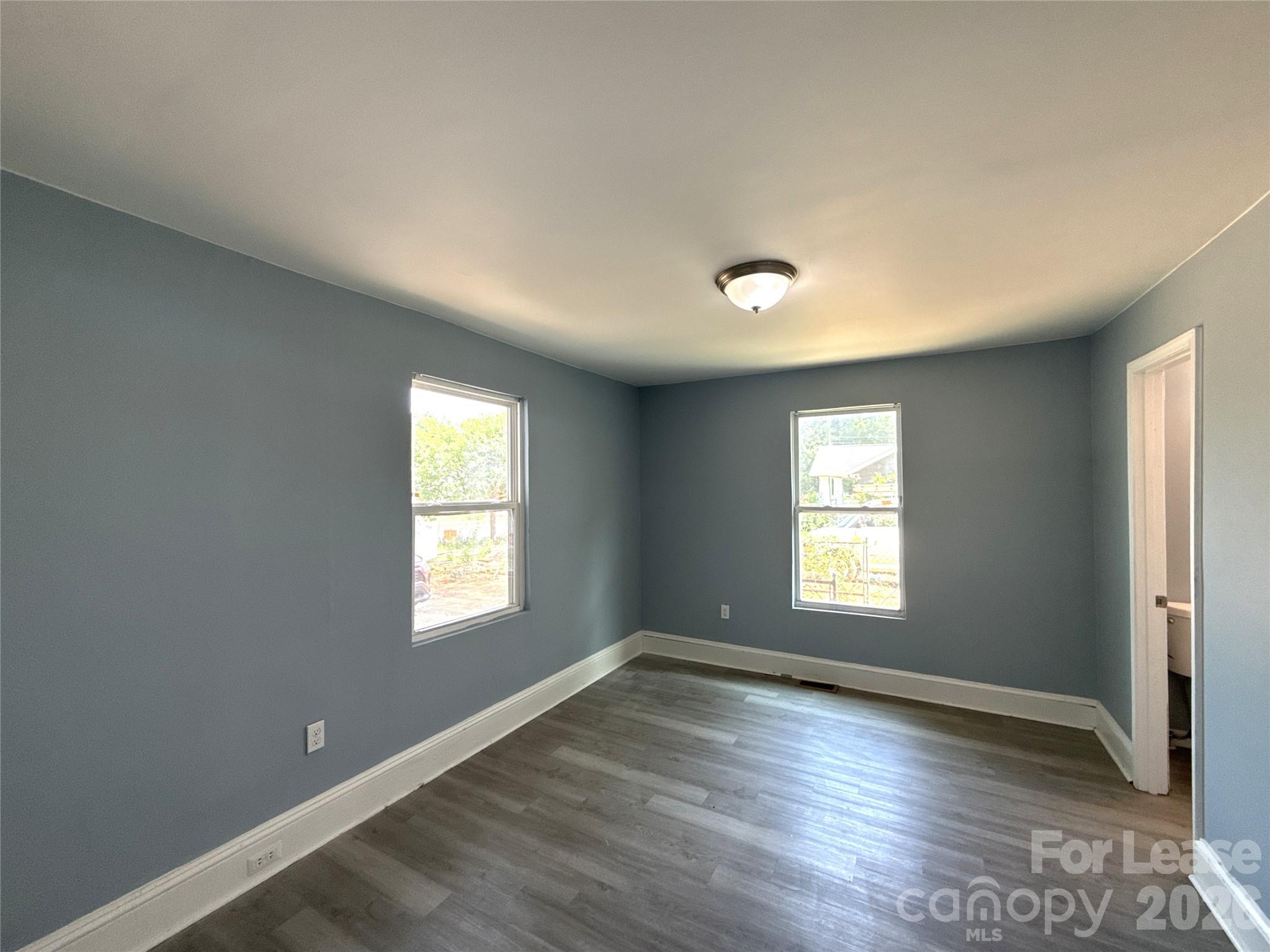 207 Bradford Drive Charlotte NC 28208