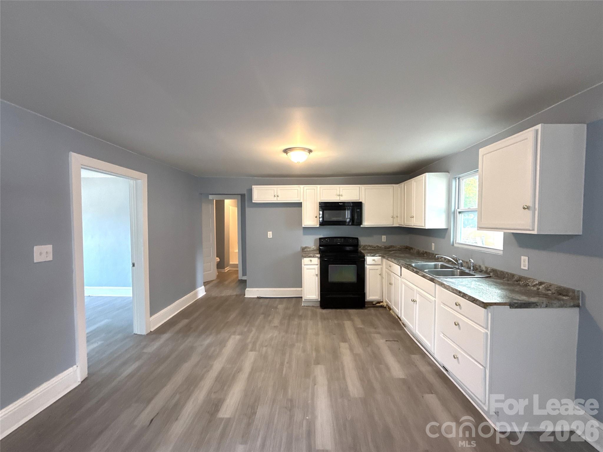 207 Bradford Drive Charlotte NC 28208