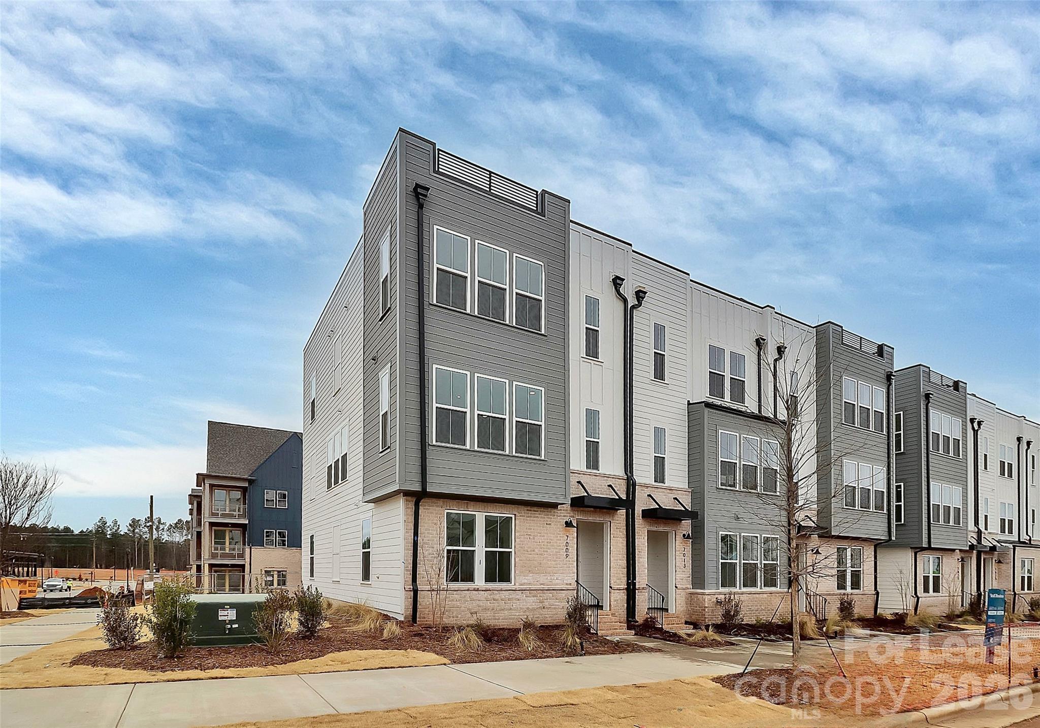 7009 Westrow Avenue Charlotte NC 28278