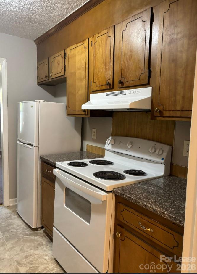 3633 Driftwood Drive Charlotte NC 28205