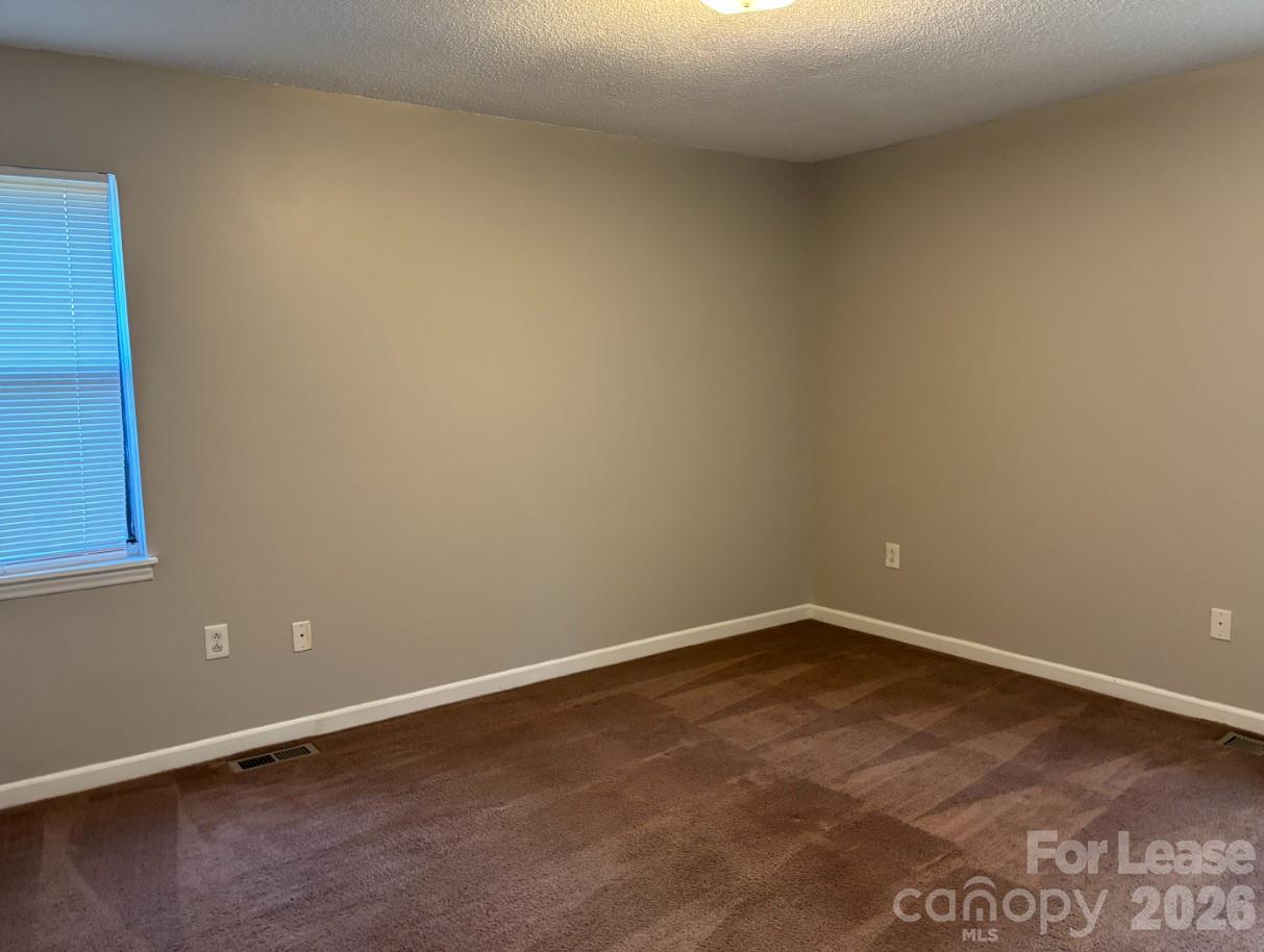 3633 Driftwood Drive Charlotte NC 28205