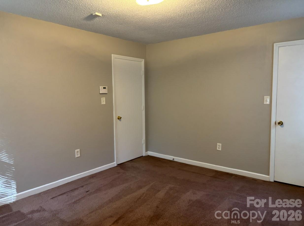 3633 Driftwood Drive Charlotte NC 28205