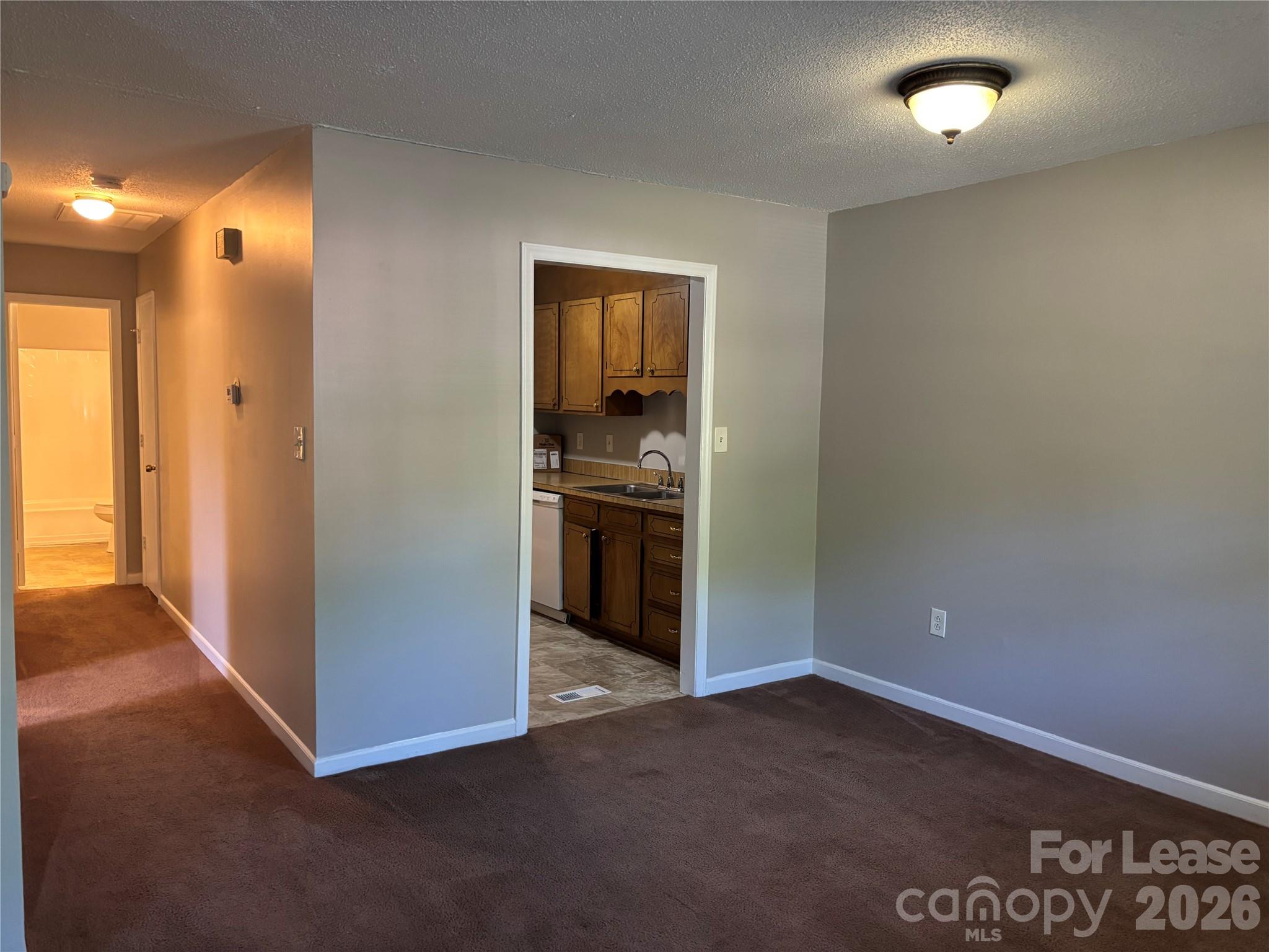 3633 Driftwood Drive Charlotte NC 28205
