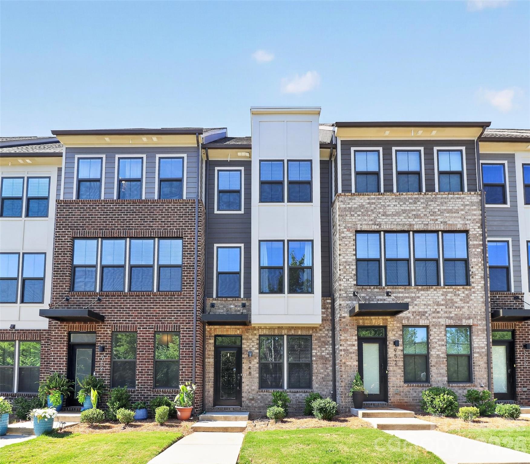 948 Broad River Lane Charlotte NC 28211