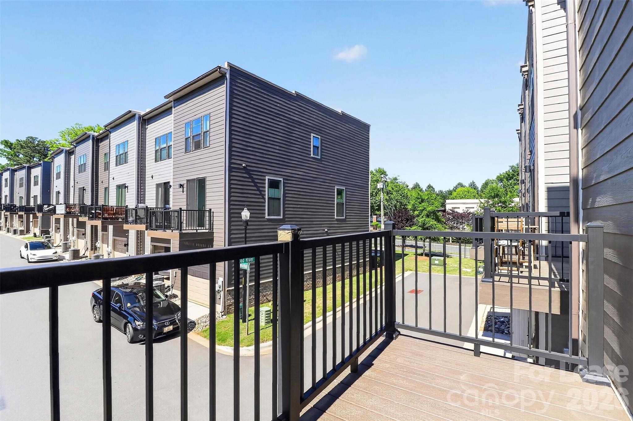 948 Broad River Lane Charlotte NC 28211