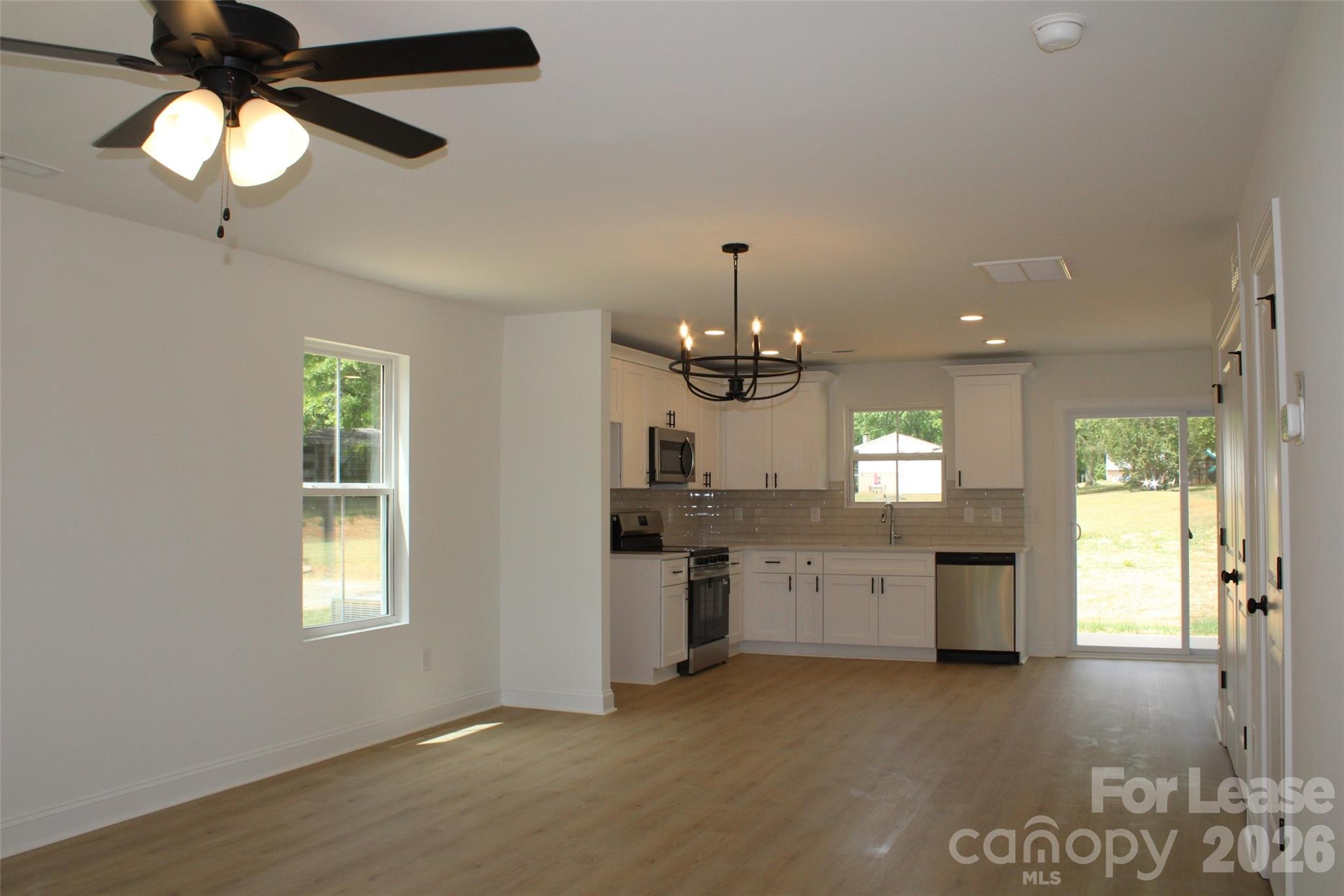 574 W Park Avenue Mooresville NC 28115