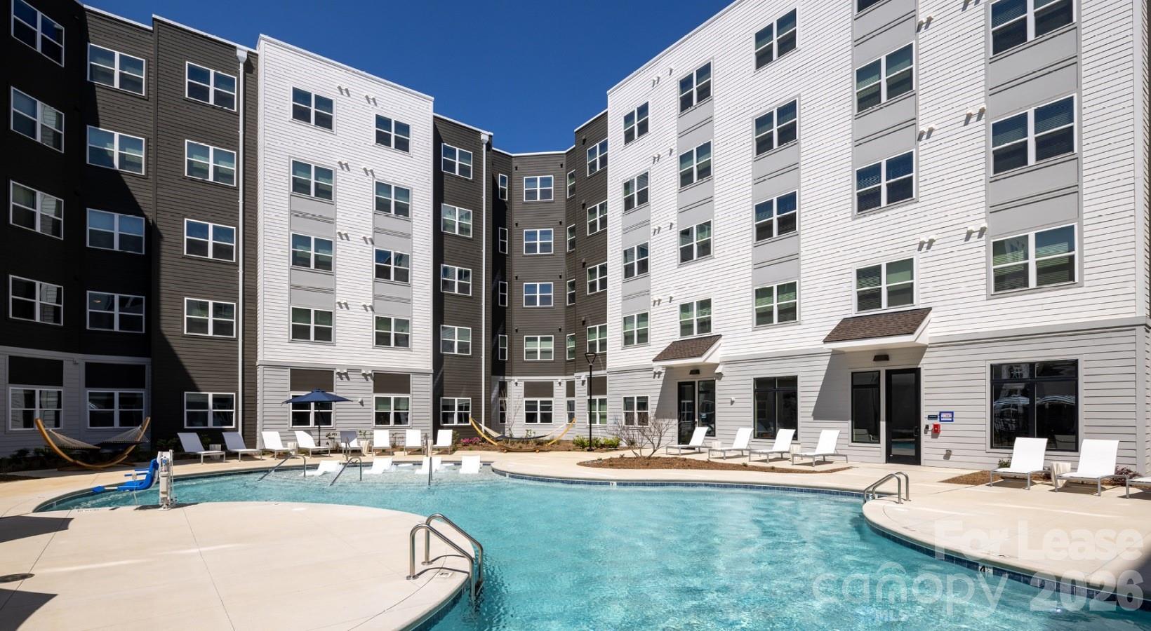 8424 N Tryon Street Charlotte NC 28262