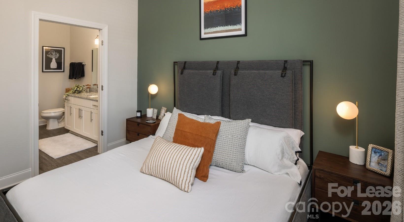 8424 N Tryon Street Charlotte NC 28262