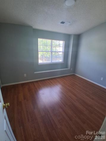 1786 Forest Side Lane Charlotte NC 28213