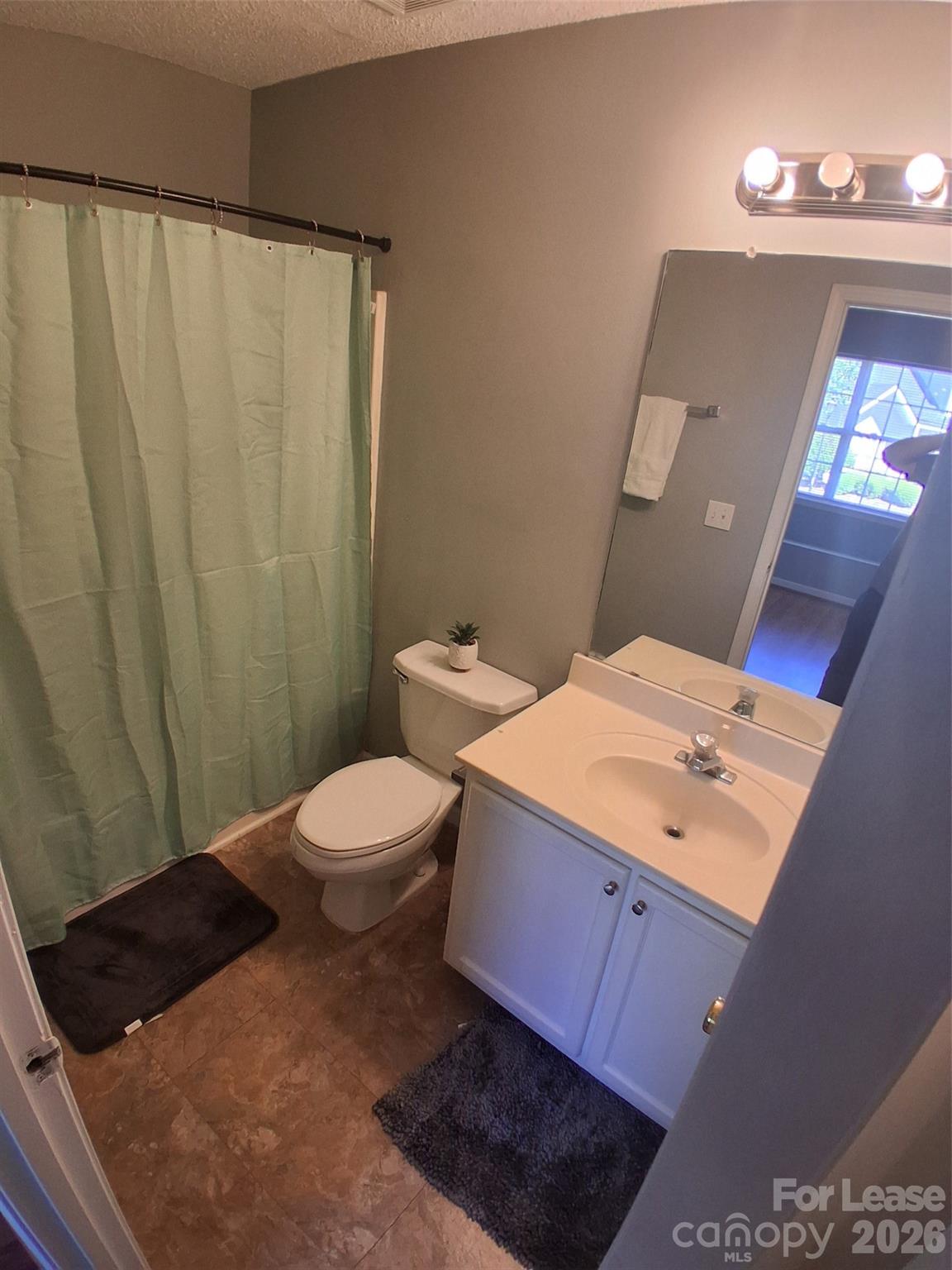 1786 Forest Side Lane Charlotte NC 28213