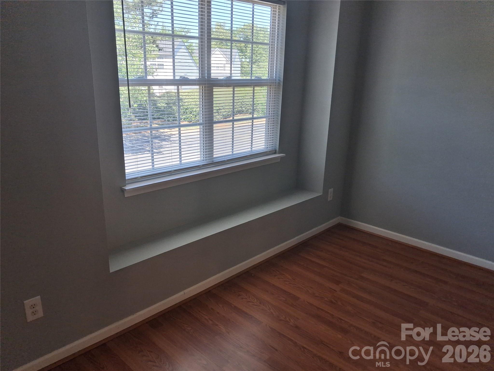 1786 Forest Side Lane Charlotte NC 28213