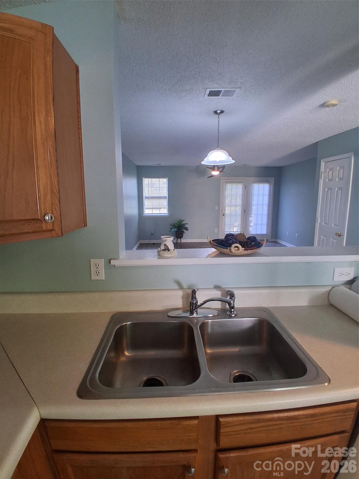 1786 Forest Side Lane Charlotte NC 28213