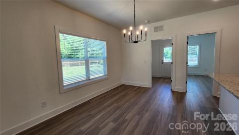 1818 E Greenbriar Road Statesville NC 28625