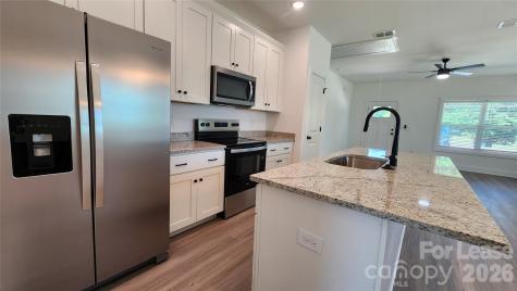1818 E Greenbriar Road Statesville NC 28625
