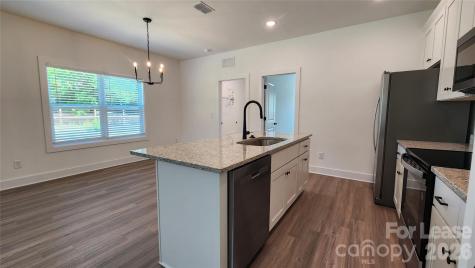 1818 E Greenbriar Road Statesville NC 28625