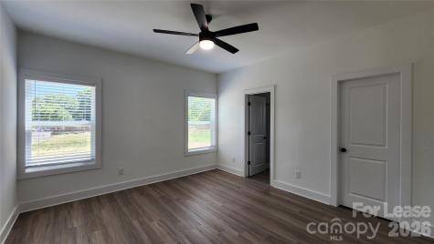 1818 E Greenbriar Road Statesville NC 28625