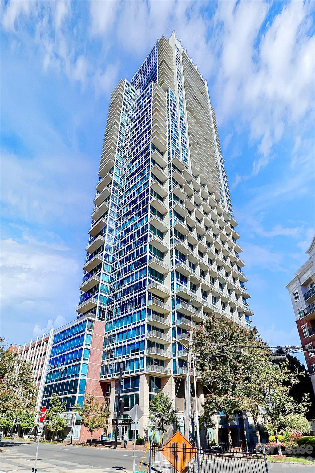 215 Pine Street N Charlotte NC 28202