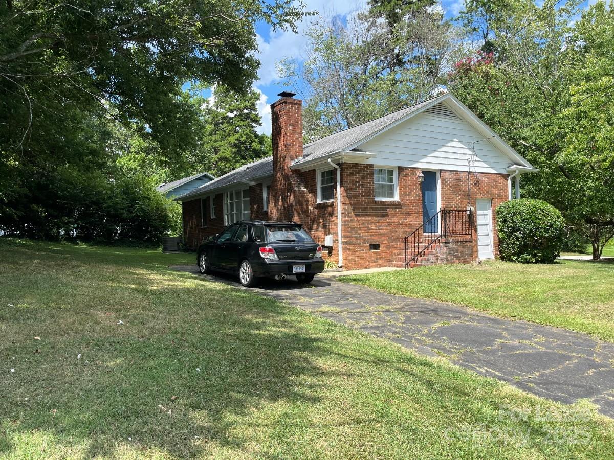 6734 Knollgate Drive Charlotte NC 28212
