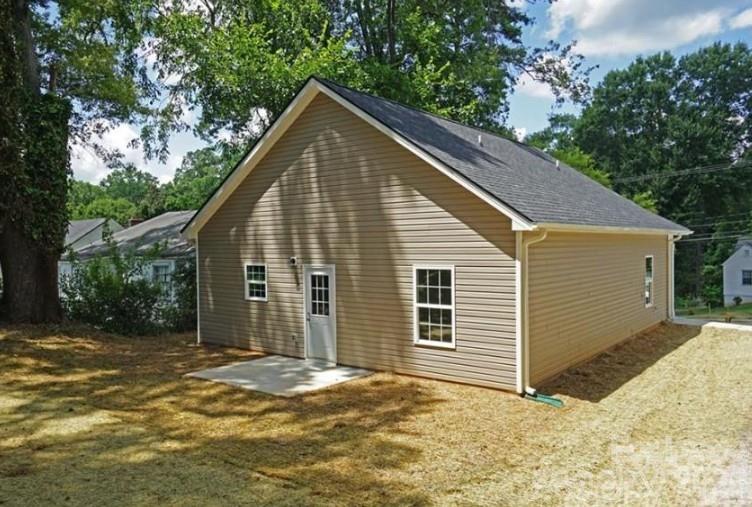 817 W Davidson Avenue Gastonia NC 28052