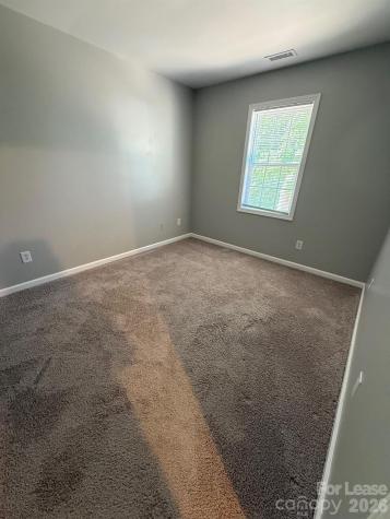 1009 22nd Street NE Hickory NC 28601