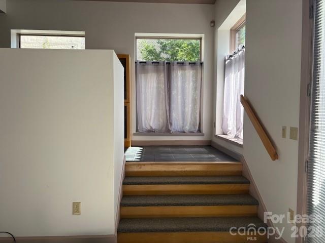 36 1/2 Battery Park Avenue Asheville NC 28801