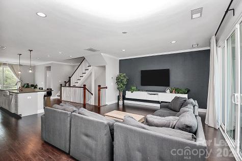 2609 Statesville Avenue Charlotte NC 28206