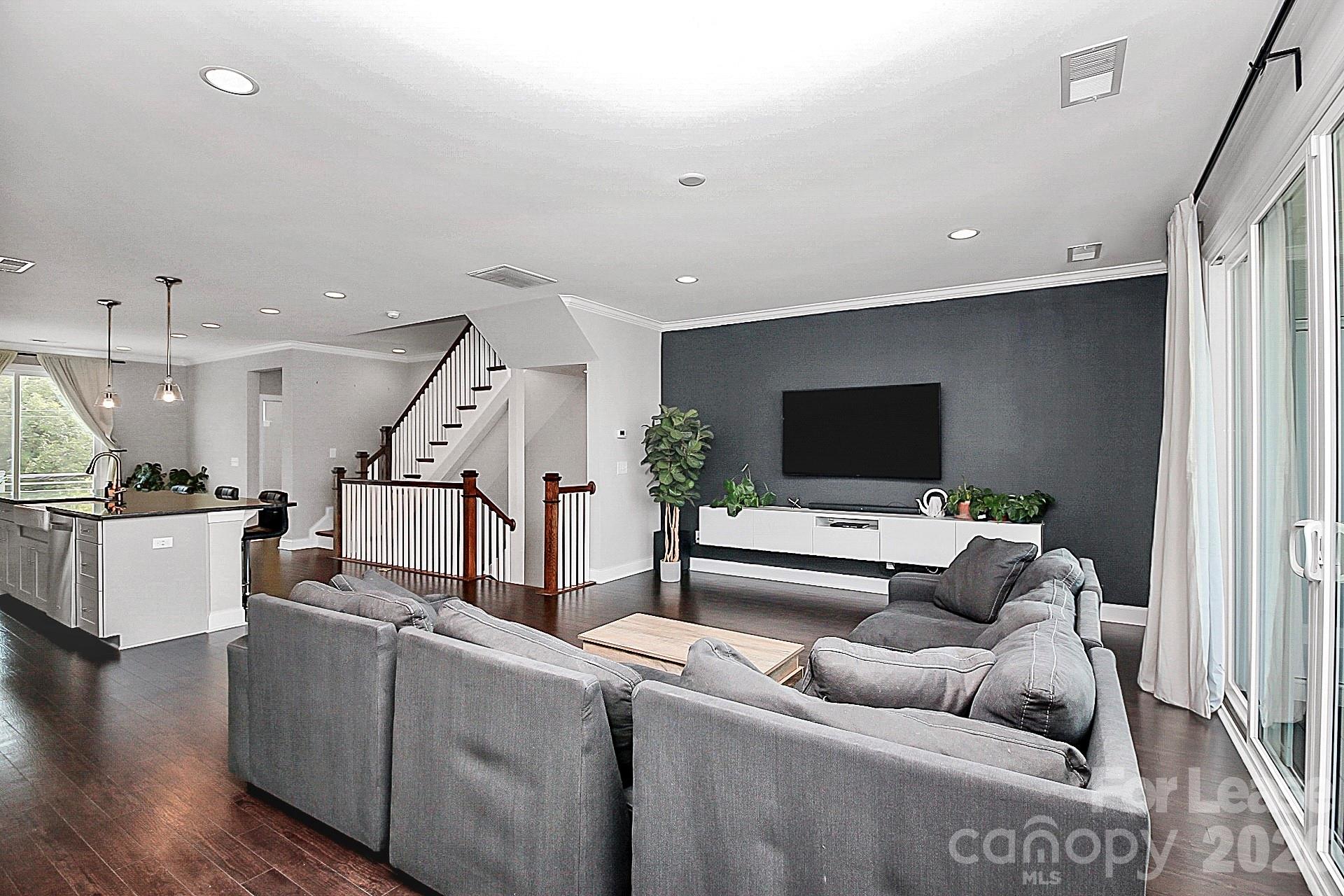 2609 Statesville Avenue Charlotte NC 28206