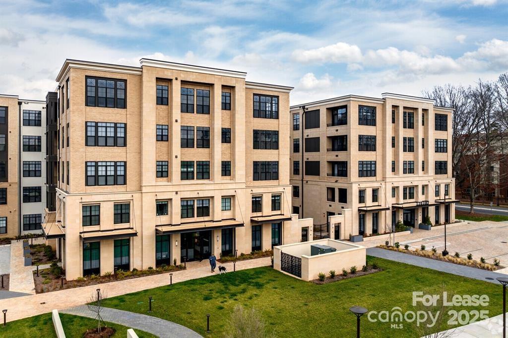 4220 Colony Plaza Drive Charlotte NC 28211