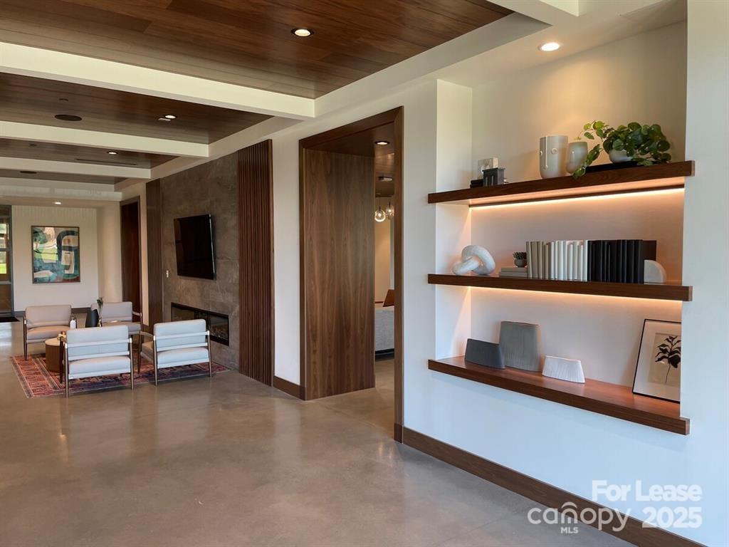 4220 Colony Plaza Drive Charlotte NC 28211