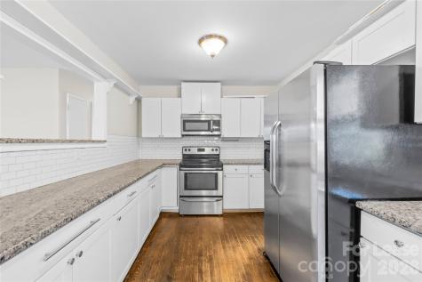 4033 Woodgreen Terrace Charlotte NC 28205