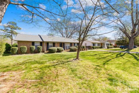 4033 Woodgreen Terrace Charlotte NC 28205