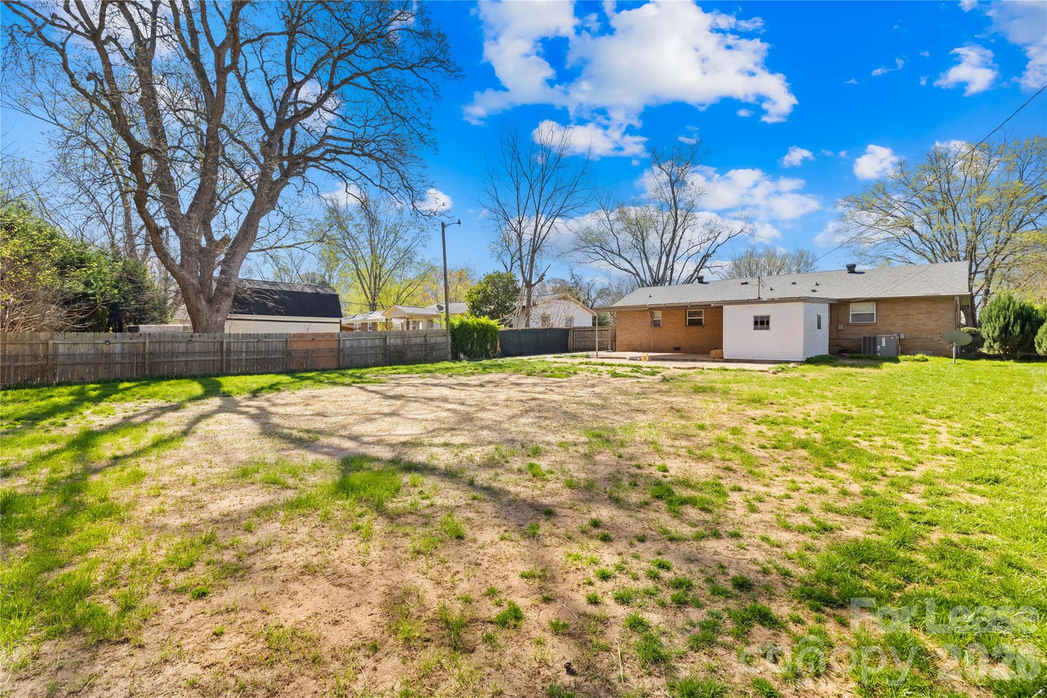 4033 Woodgreen Terrace Charlotte NC 28205