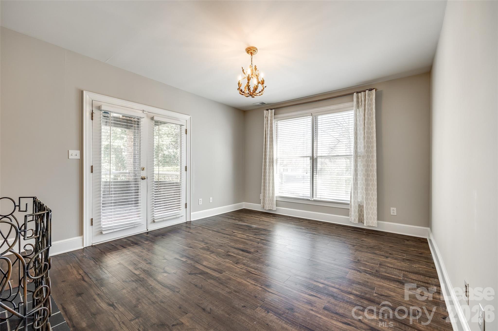 2220 Roswell Avenue Charlotte NC 28207