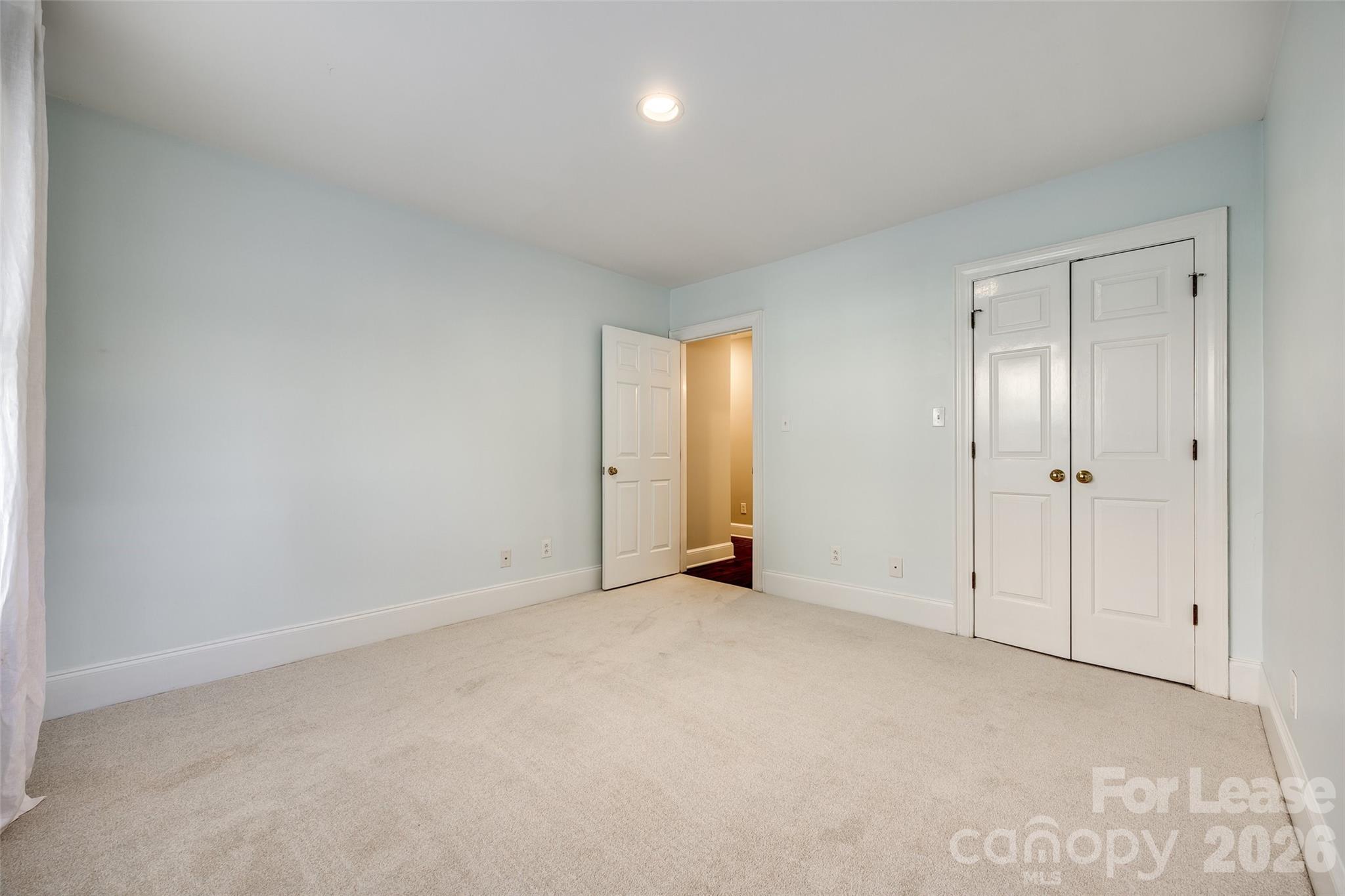 2220 Roswell Avenue Charlotte NC 28207