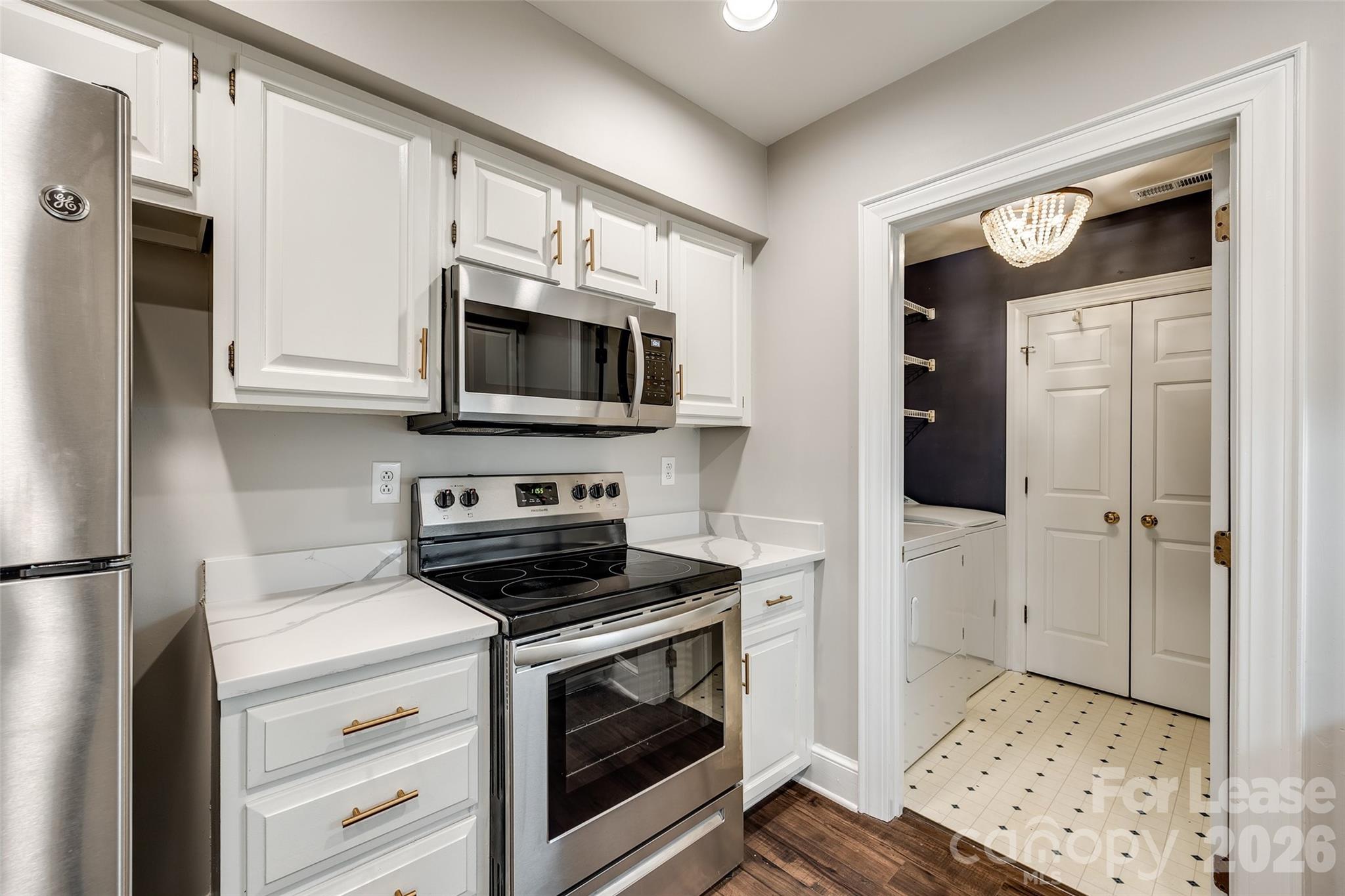 2220 Roswell Avenue Charlotte NC 28207