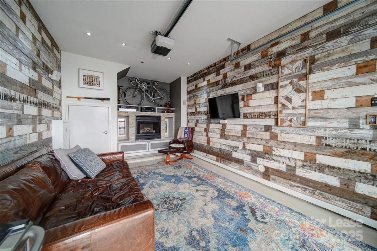 329 Viburnum Way Court Charlotte NC 28208