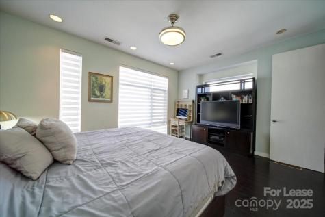 329 Viburnum Way Court Charlotte NC 28208