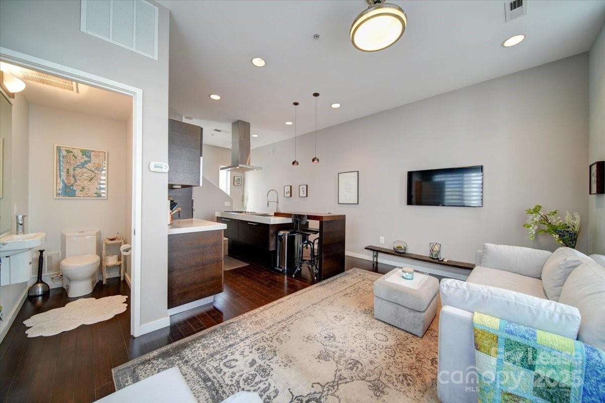 329 Viburnum Way Court Charlotte NC 28208