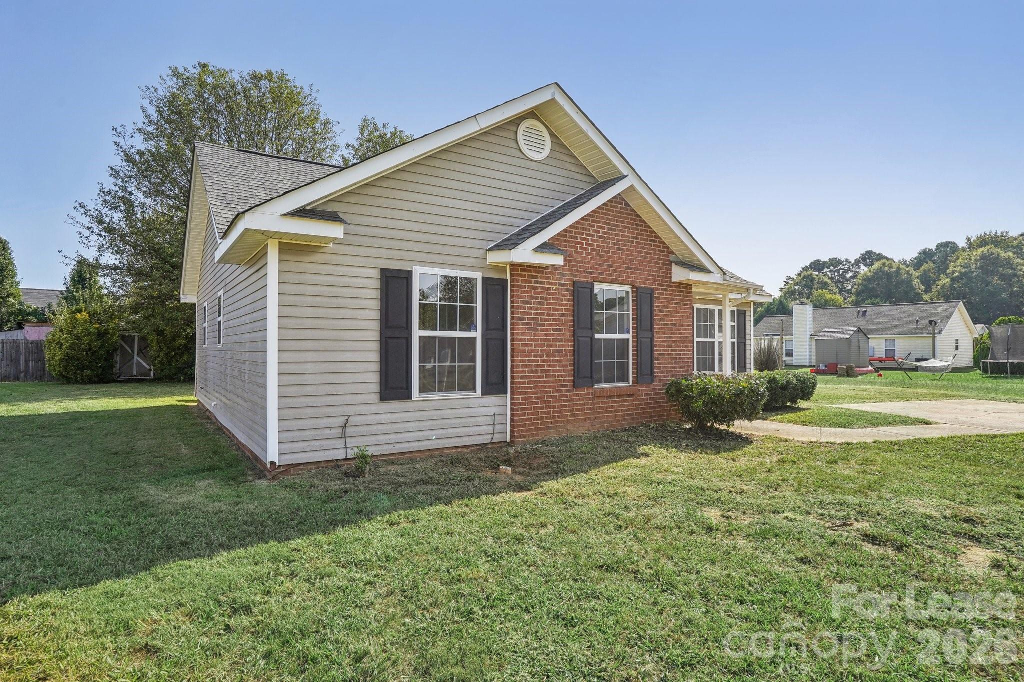 6834 Flaxseed Lane Charlotte NC 28216