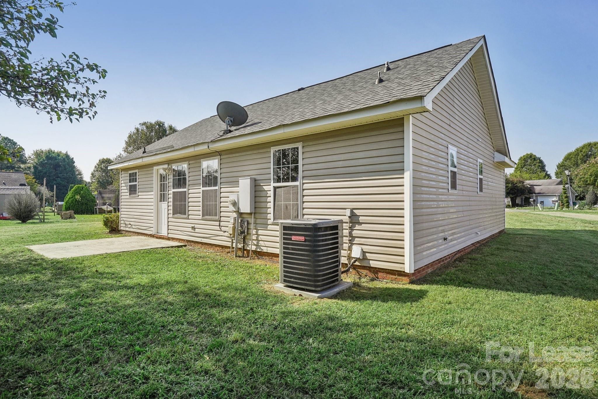 6834 Flaxseed Lane Charlotte NC 28216