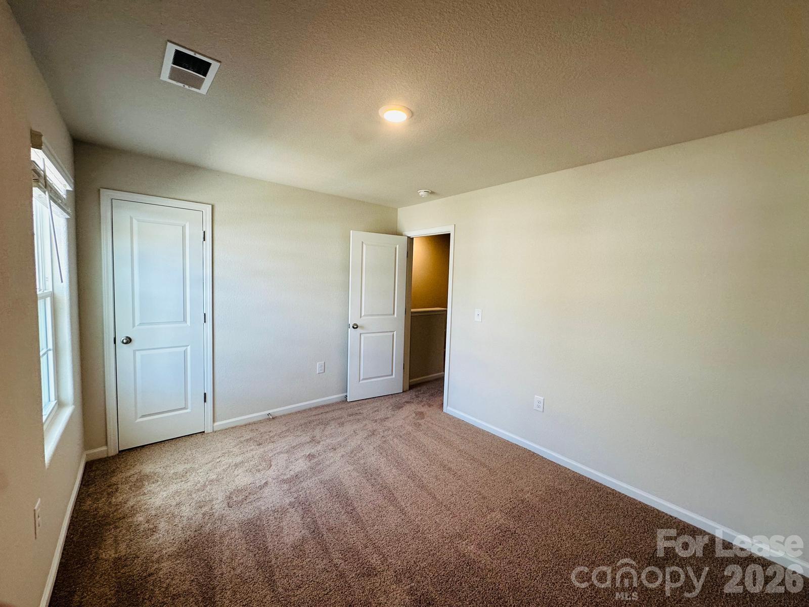 6322 Lowe Lane Charlotte NC 28214