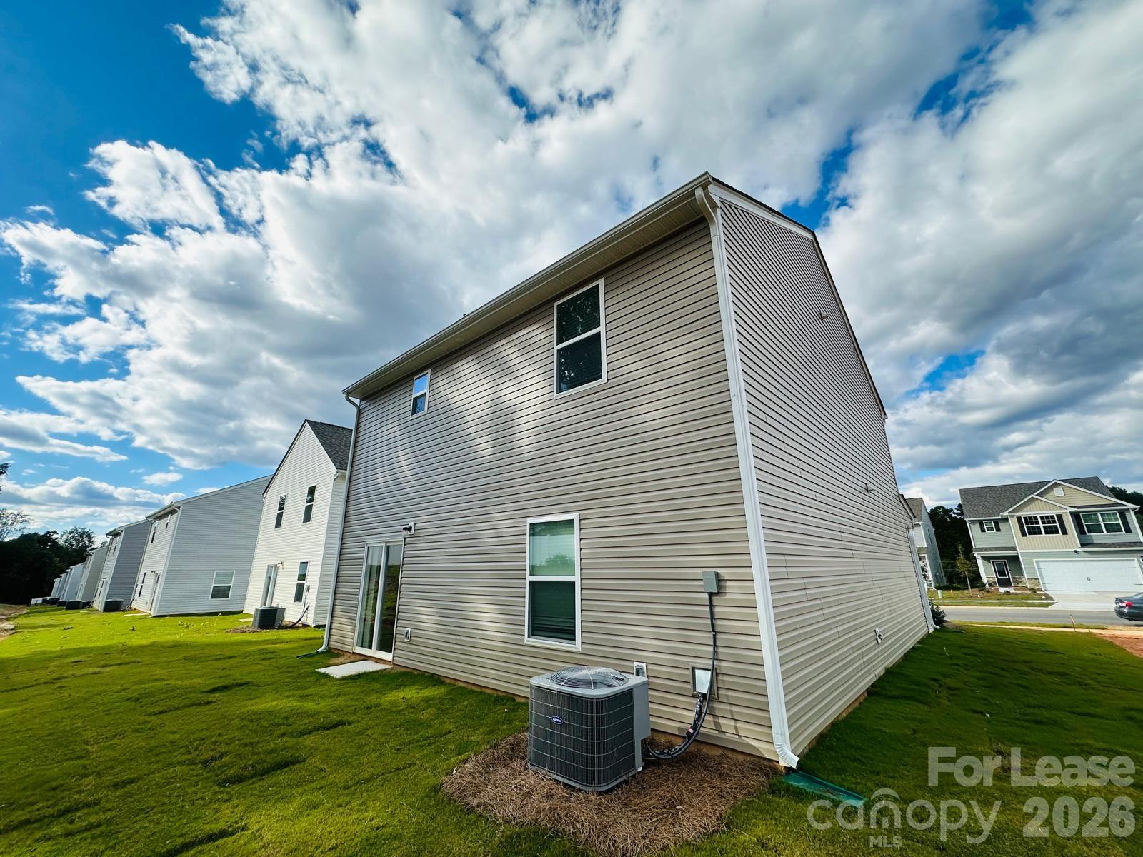 6322 Lowe Lane Charlotte NC 28214