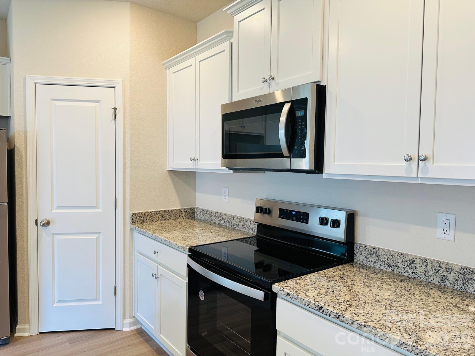 6322 Lowe Lane Charlotte NC 28214